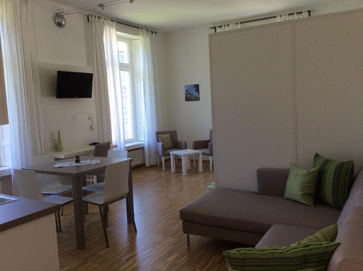 Business Center In Villa Bellinzona Exterior photo