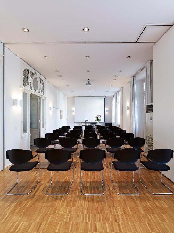 Business Center In Villa Bellinzona Exterior photo